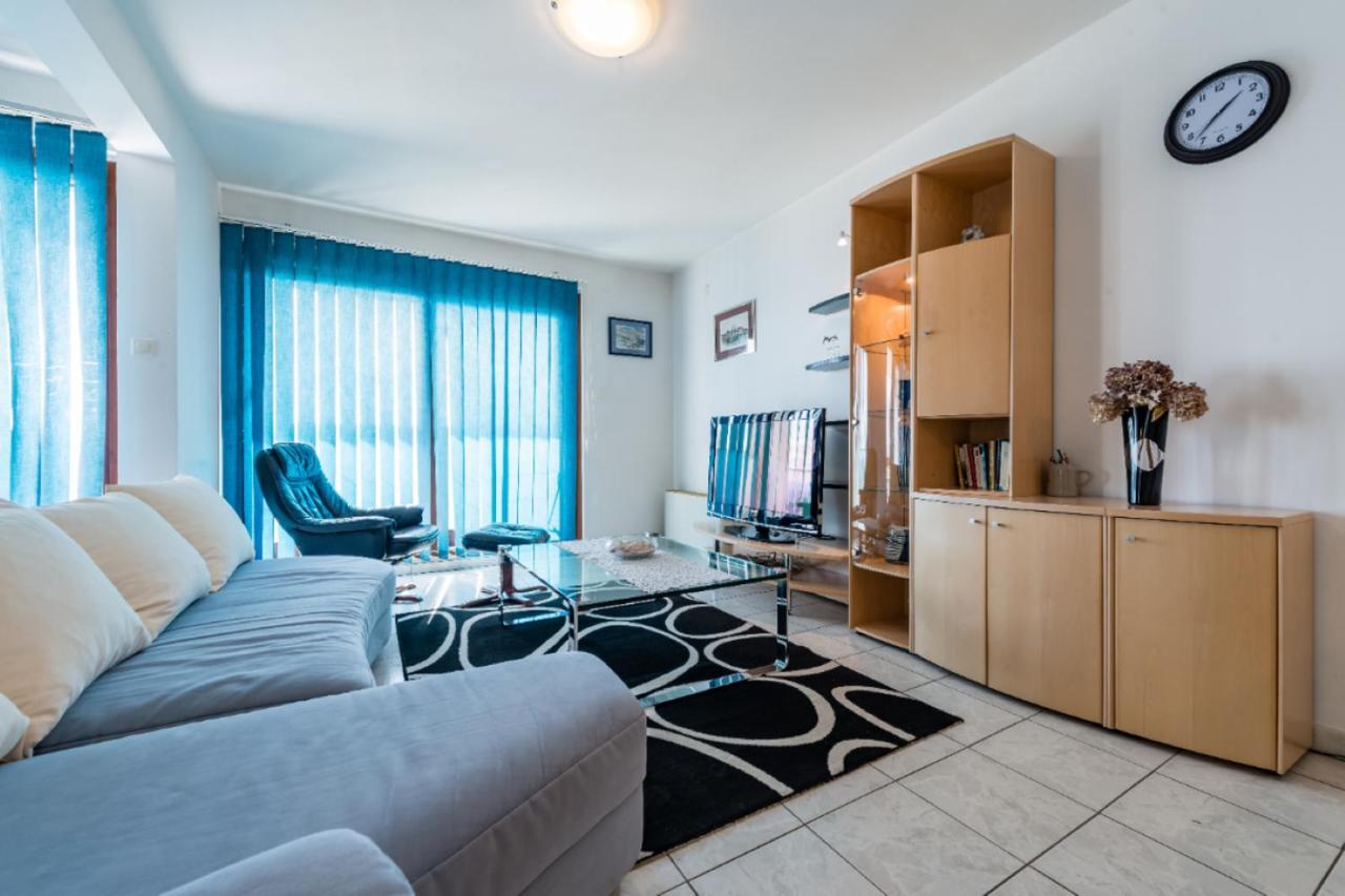 Sea View Apartment Reno W/Garage Split Eksteriør bilde