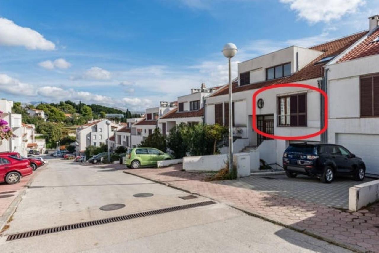 Sea View Apartment Reno W/Garage Split Eksteriør bilde